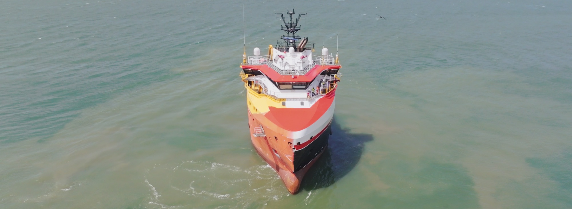 Offshore support vessel serviced by MEKA